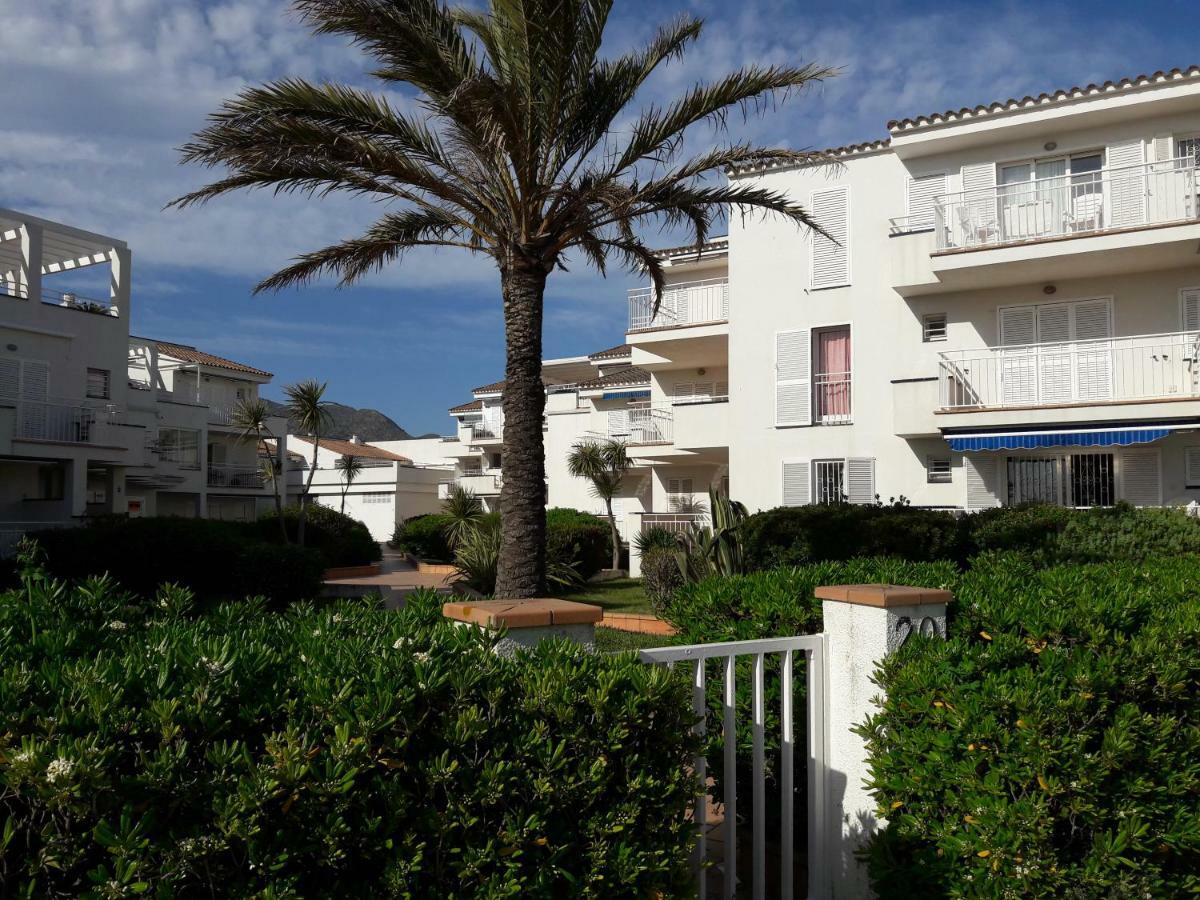 Апартаменты Residencia Platja De Росас Экстерьер фото